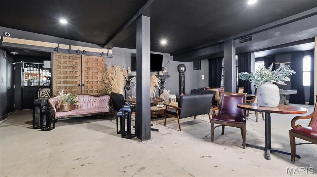 n/a - Commercial Sale