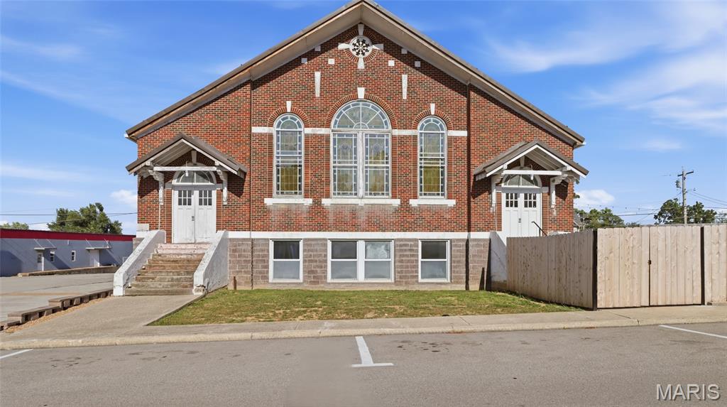 n/a - Commercial Sale