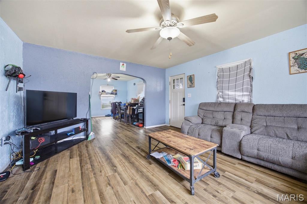Middle Carlyle - Residential
