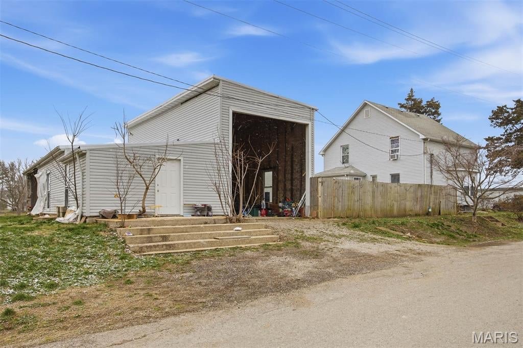 Middle Carlyle - Residential