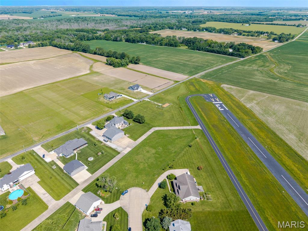 Metro-East Airpark - Land