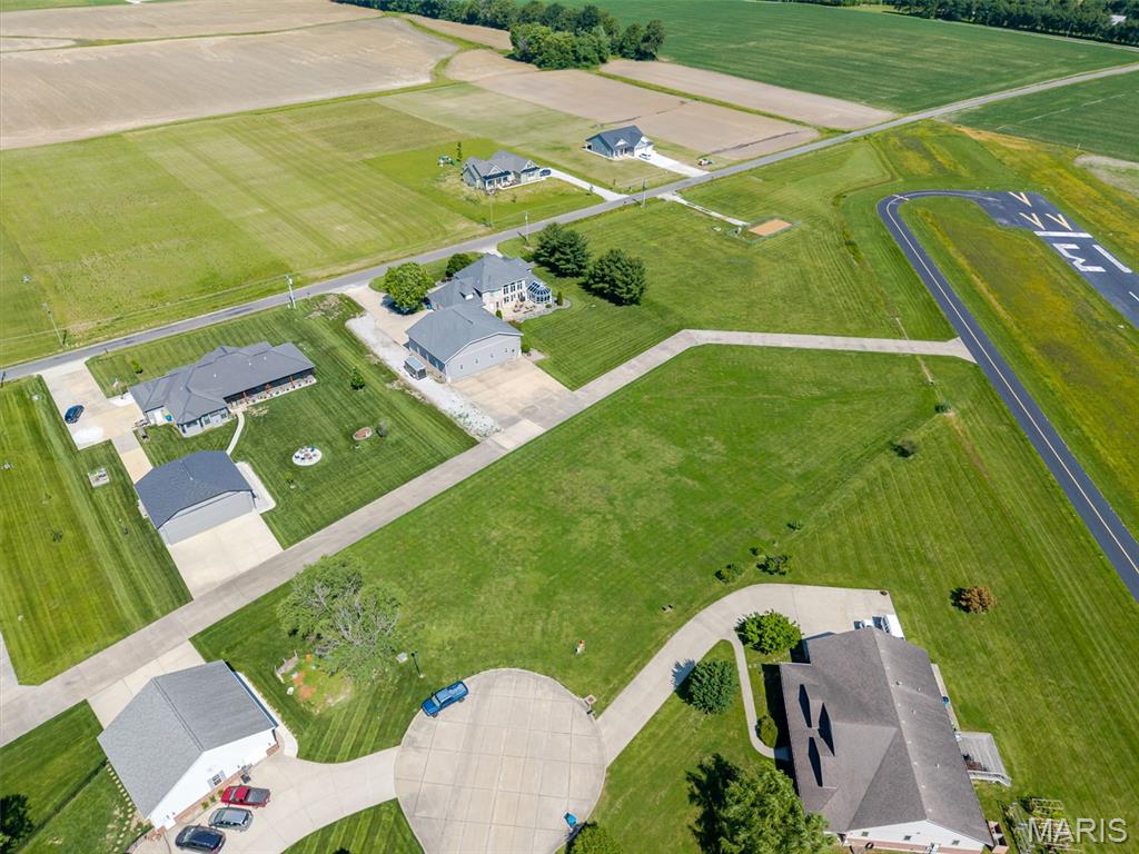 Metro-East Airpark - Land