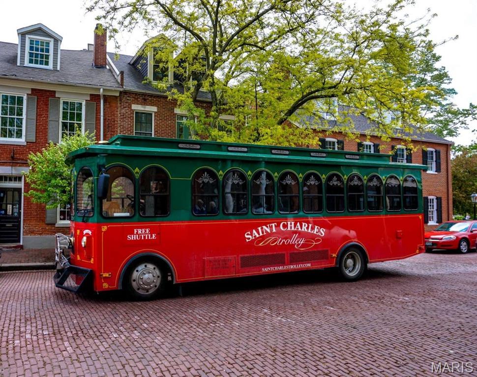 City/St Charles - Residential