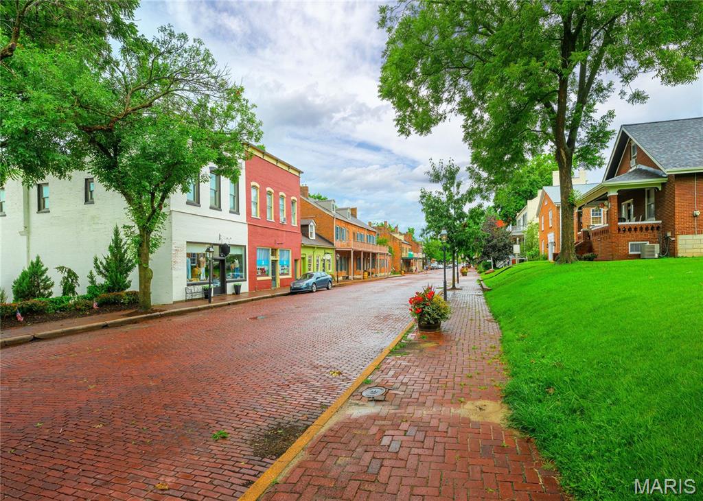 City/St Charles - Residential