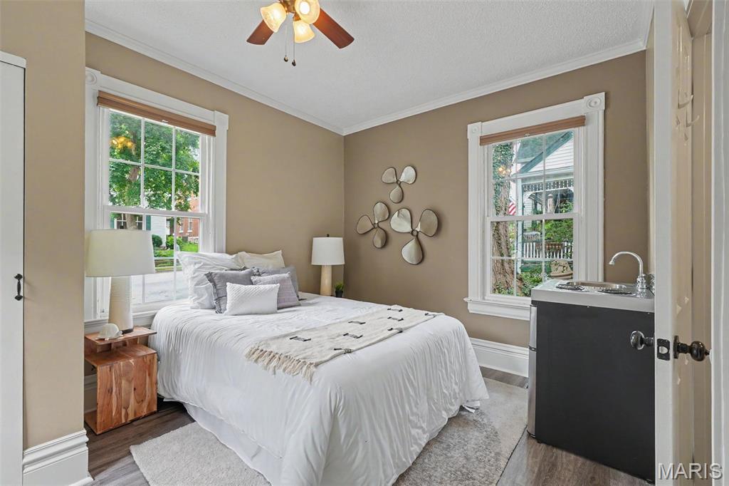City/St Charles - Residential