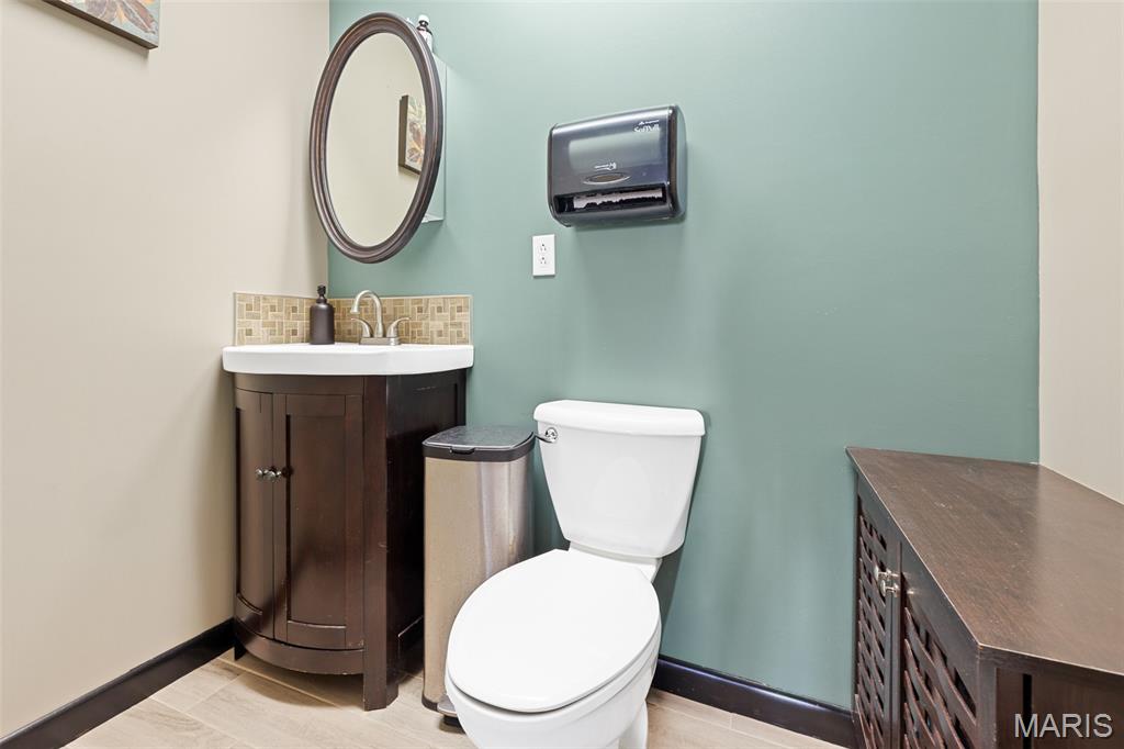 Not in a subdivision - Commercial Sale