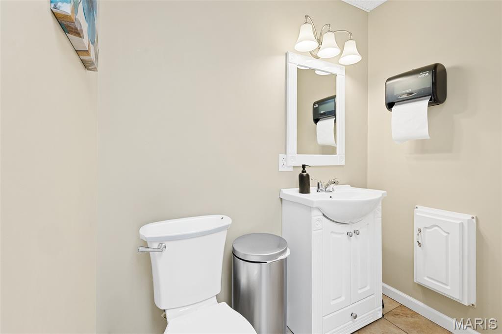 Not in a subdivision - Commercial Sale