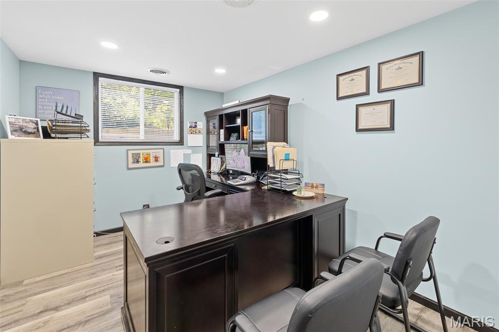 Not in a subdivision - Commercial Sale