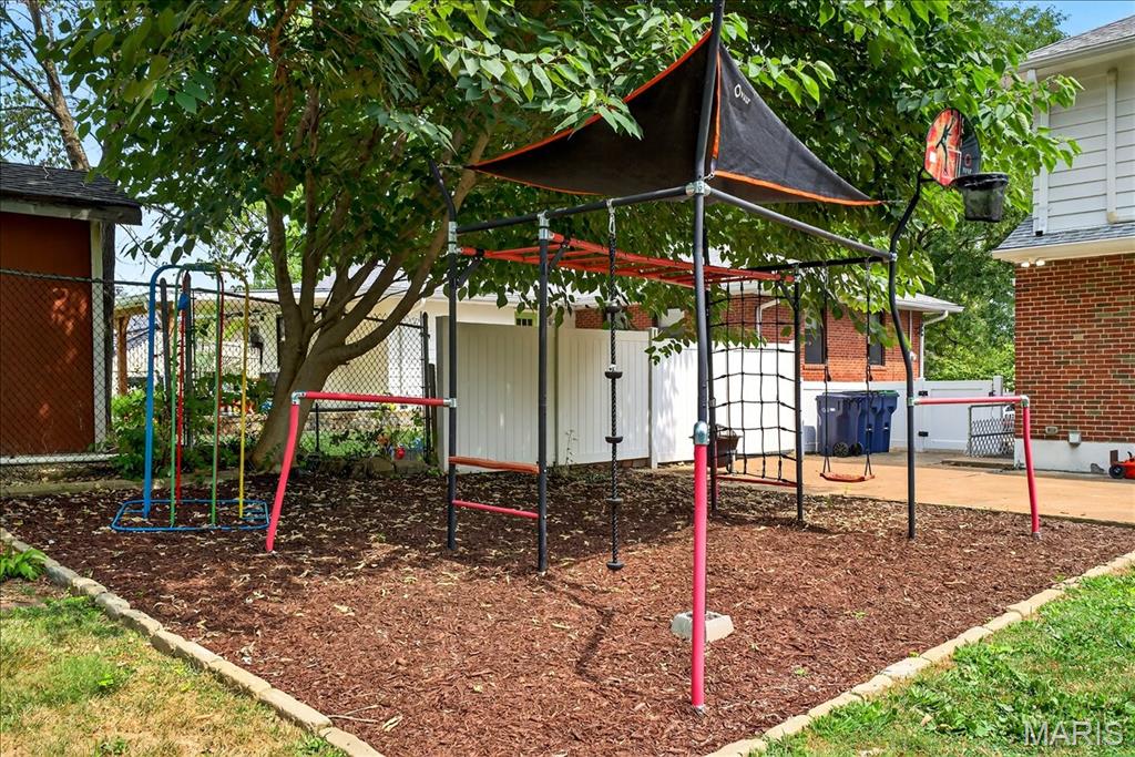 Crestwood First Add - Residential Lease