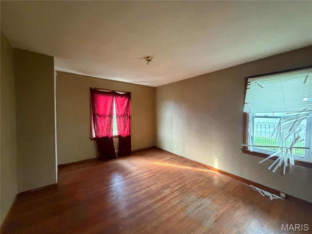 West Walnut Manor - Residential