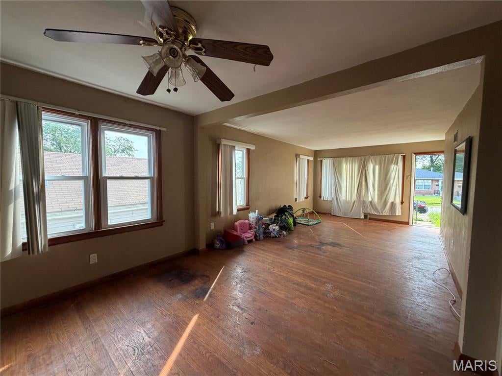 West Walnut Manor - Residential