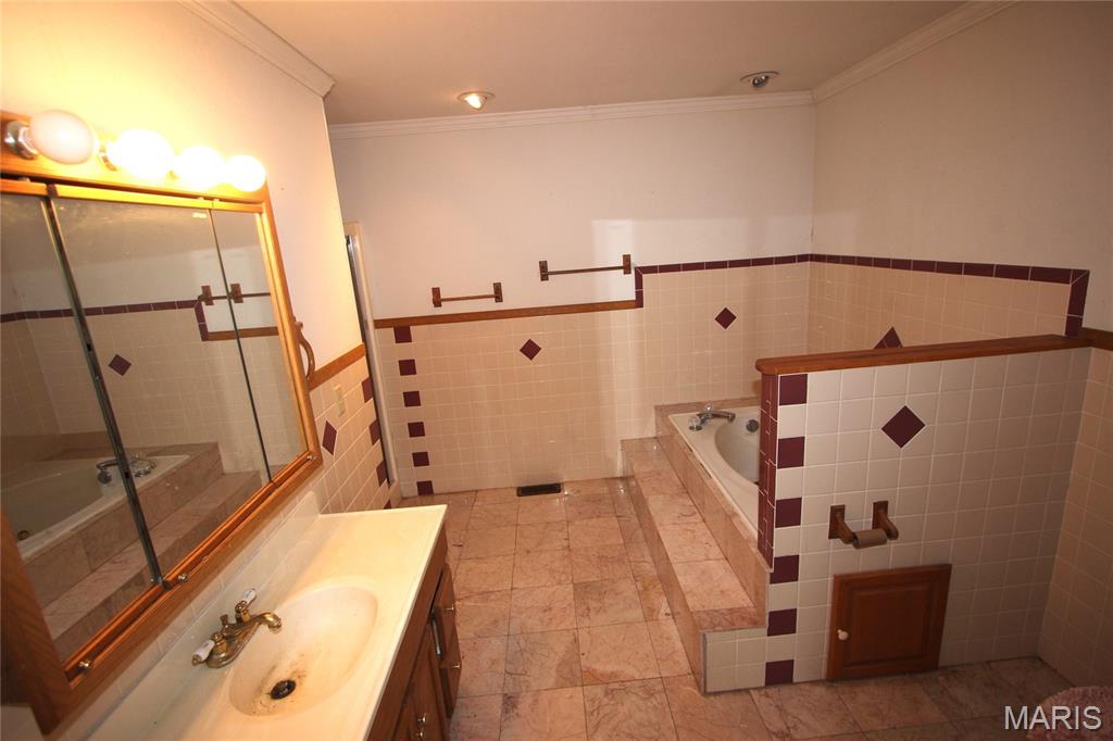 Roney Estates - Residential