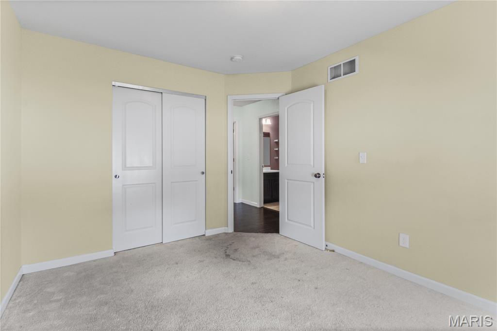 Twelve Oaks - Residential