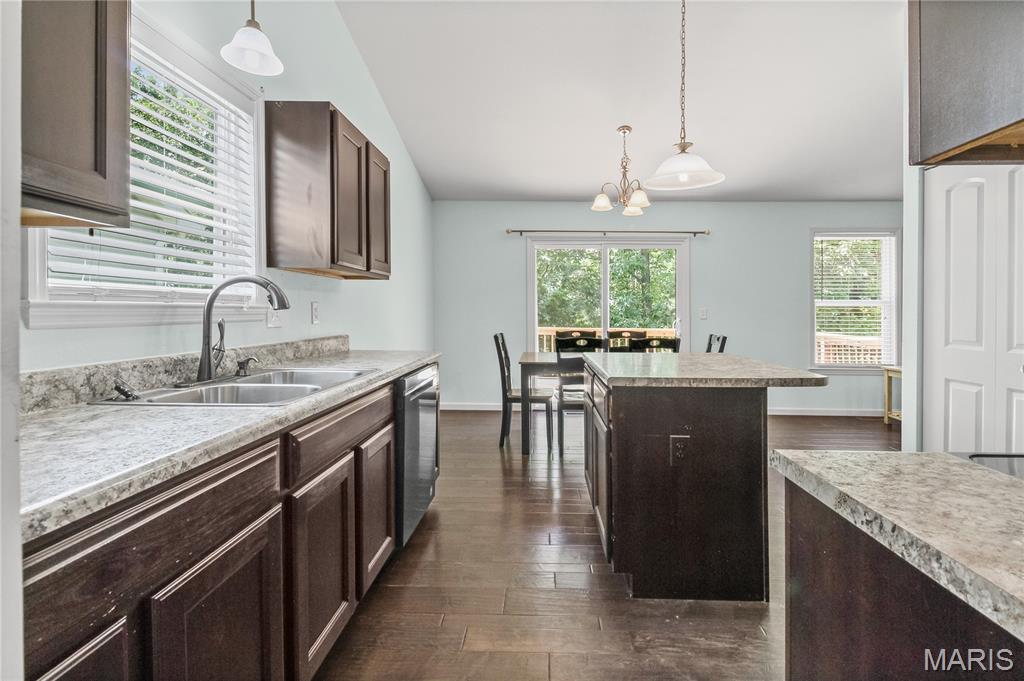 Twelve Oaks - Residential