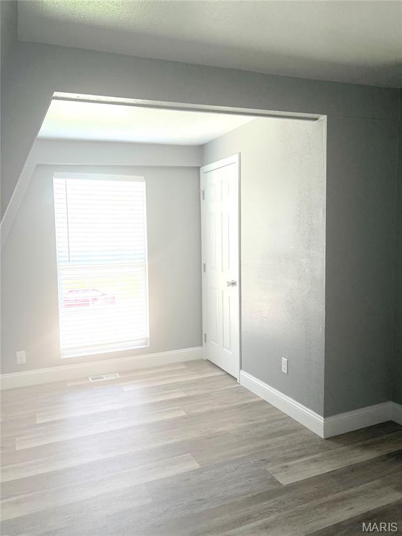 PINETREE ESTATES - Residential Lease