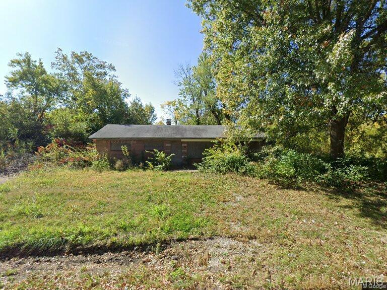 This Property will be auctioned on Auction.com - please go to the website, register an account and submit your offer(s). Listed as "11 Gladys Dr Sauget, IL 62206" on Auction.com CAHOKIA RANCH! Estimated as 3 Beds & 2 Full Baths - huge advantage in this price range! 1,560 sq ft. Two full baths maximize appeal and support premium rental rates. Cahokia shows consistently strong median values for renovated homes. Built 1957 in established neighborhood with municipal services. Perfect for flippers targeting Cahokia market, buy-and-hold rental investors seeking strong amenity packages, contractors. The 2-bathroom configuration differentiates this property and accelerates sales timeline. Exterior showing (curb viewing) only. NO inside showings available, no more inside pictures available. No contingencies will be accepted. Cash sale only. Sold "where is and as is" No Survey or Keys Provided. Interior Access for Home Inspections Will Not Be Granted. Listing Information May Not Be Accurate. Buyers Must Do Their Own Due Diligence to Verify Number of Beds, Baths, Square Footage, Room Sizes, Lot Size & Any Other Property Details. Photos, Marketing Comments, and Due Diligence Items are Provided for Guidance Purposes Only. By Making an Offer on This Property, the Buyer Represents They Have Independently Verified All Information and Have Made the Decision to Make an Offer Based Upon Their Own Investigation.