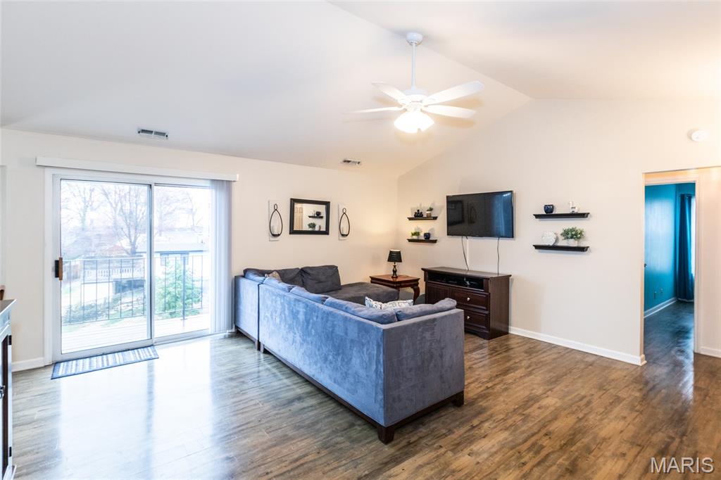 Whitehall Place Condo Ph Three - Residential