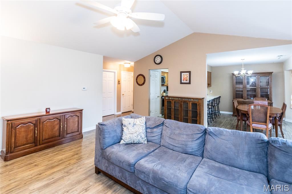 Whitehall Place Condo Ph Three - Residential