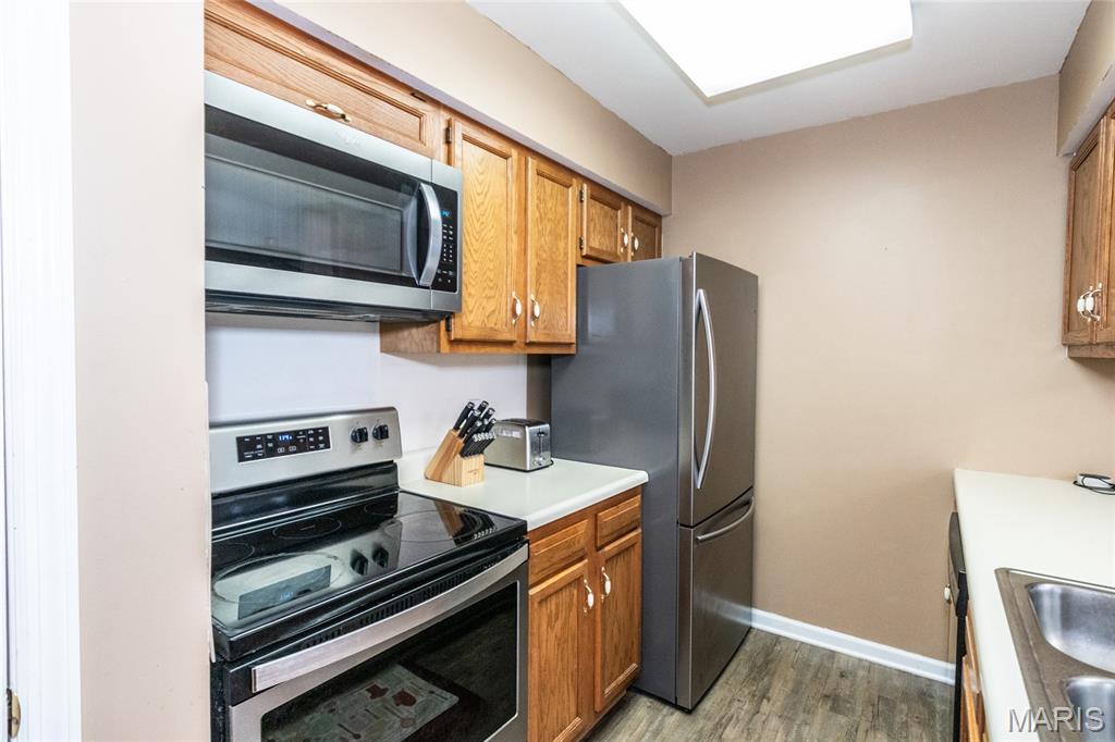 Whitehall Place Condo Ph Three - Residential