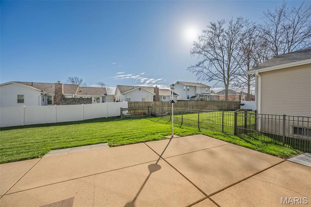 Whitestone 3 - Residential