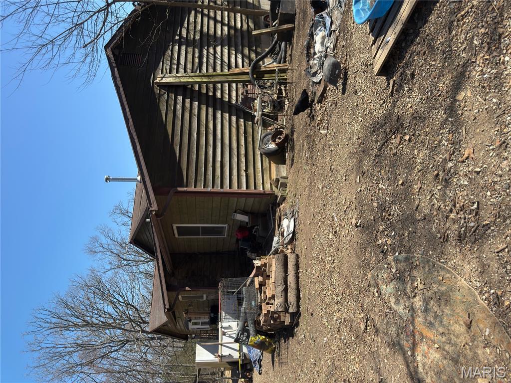 This home is sitting back off the road and extremely private but is in need of repair. This could be your next flip or a perfect fixer upper to call home. Home offers 3 bedrooms and 2 bathrooms on 1.5+ acres. Make your appointment today to come check out all the potential this home has to offer!
