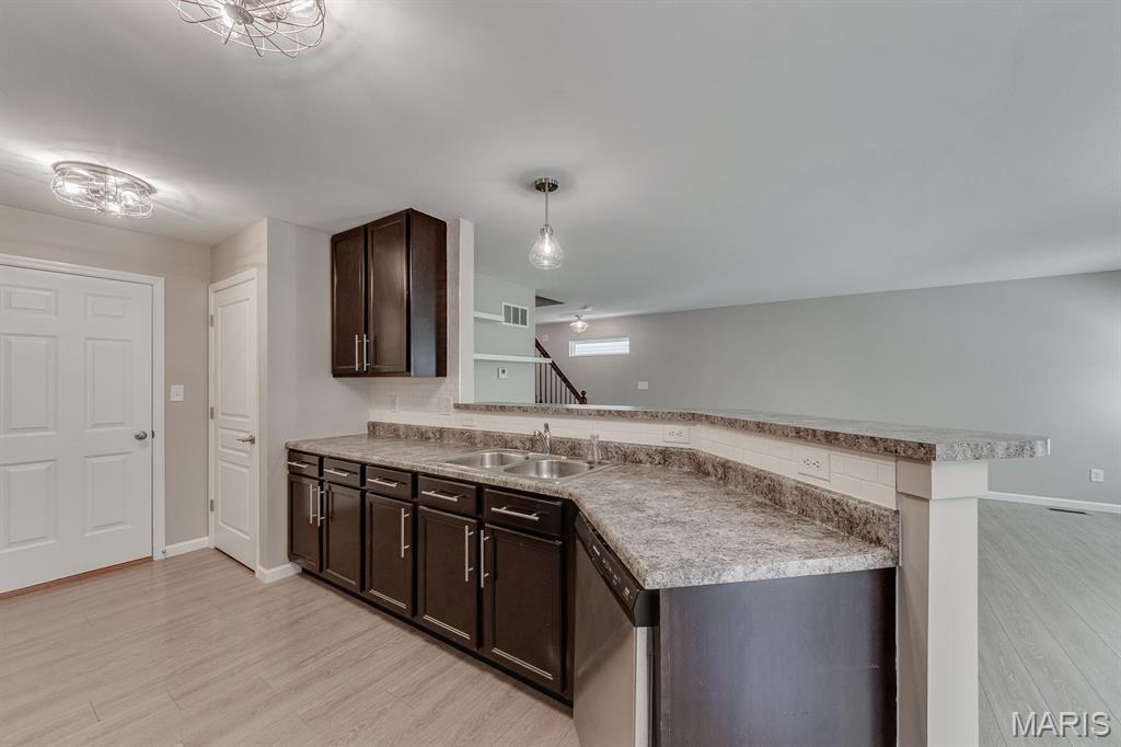 Wyndgate Village A #2-B - Residential Lease