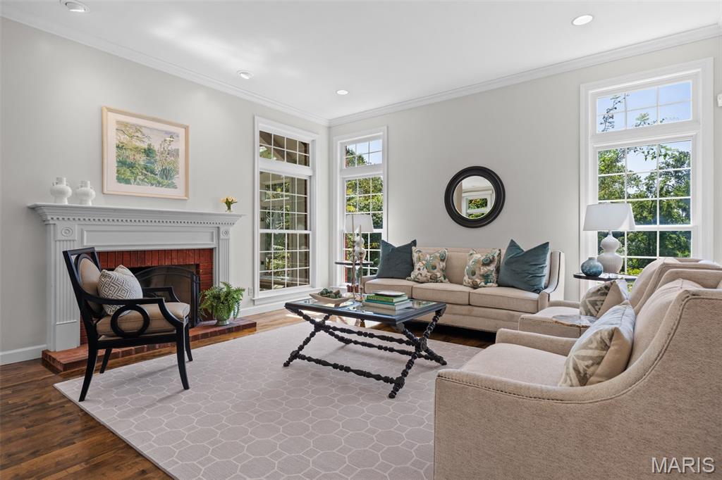 Longrove Lane - Residential