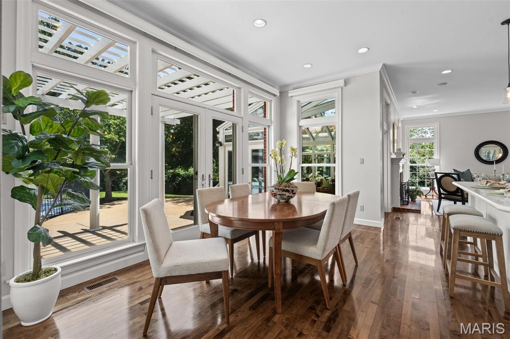 Longrove Lane - Residential