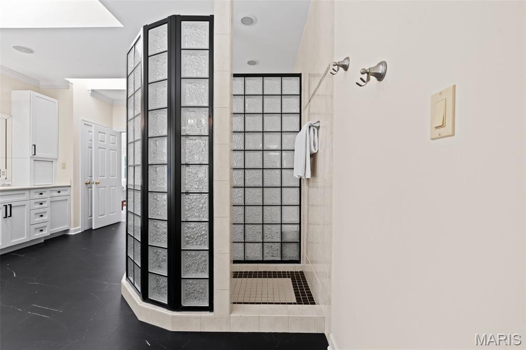 Longrove Lane - Residential