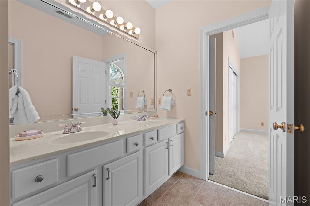 Longrove Lane - Residential
