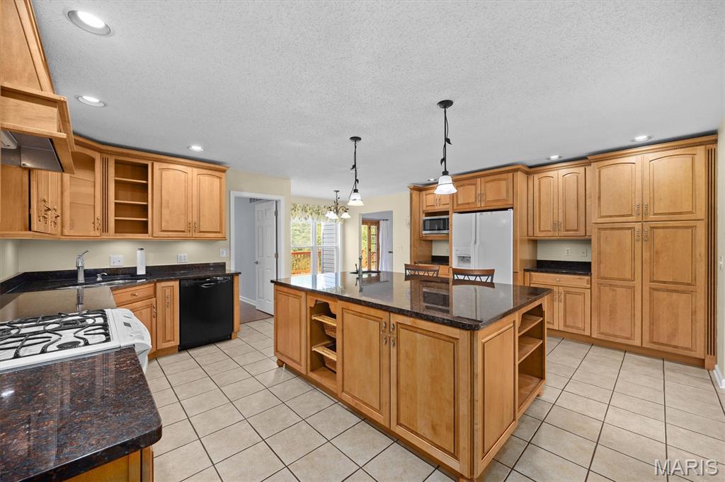 Lakeview - Residential