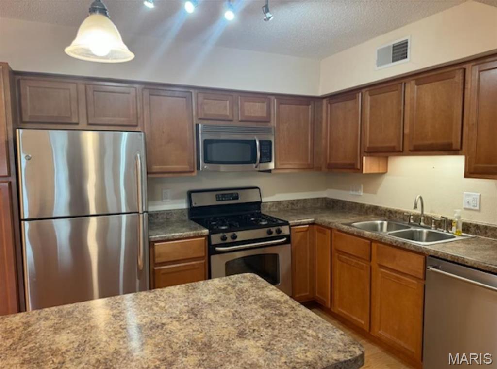 Queen Anne Condo - Residential Lease
