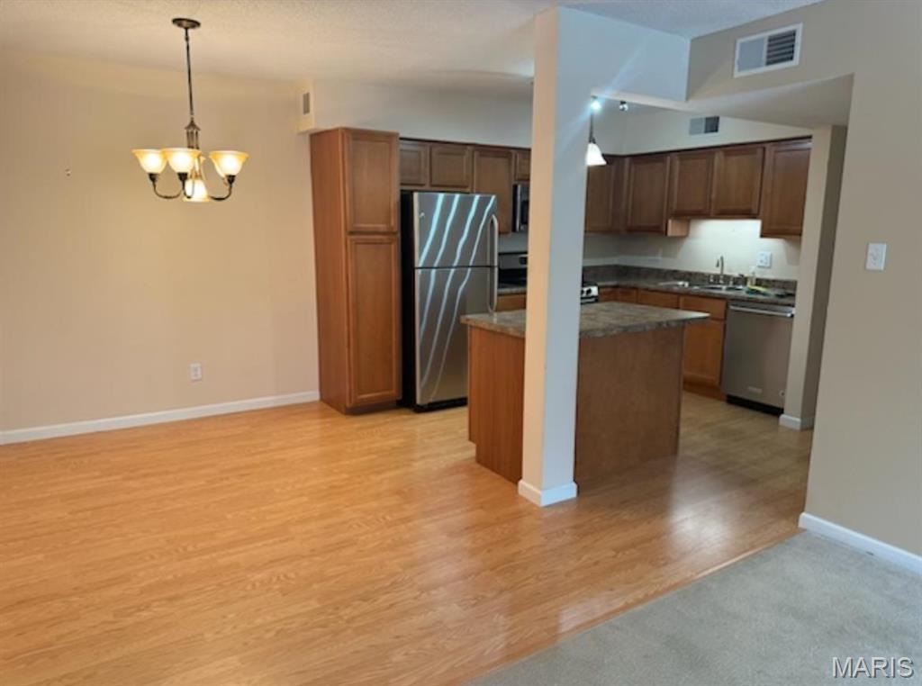 Queen Anne Condo - Residential Lease