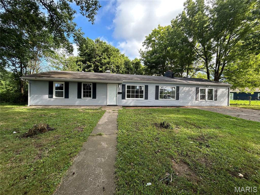 4 bedroom 1 bath home. Fresh renovation just completed. Add this to your portfolio today. Close to Shopping Areas, Schools, Public Transportation and Interstate Highways. This is a Must See!!!!! Buyer to verify all Listing data including but not limited to sq. ft., measurements, features, lot size, taxes/exemptions, schools and etc.
