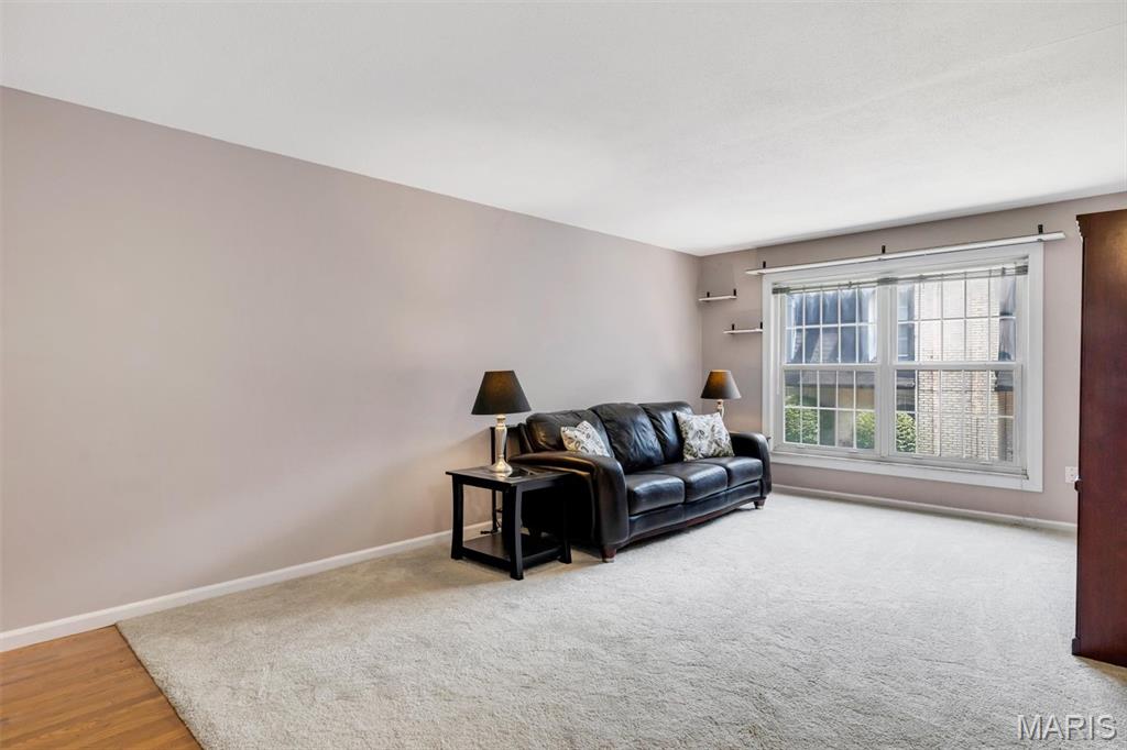 Chateau De Ville Condo Sec - Residential