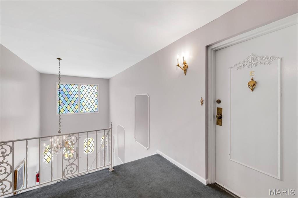 Chateau De Ville Condo Sec - Residential
