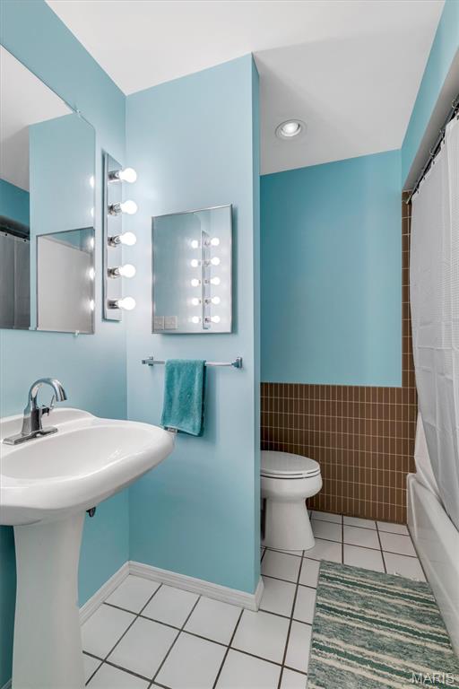 Chateau De Ville Condo Sec - Residential