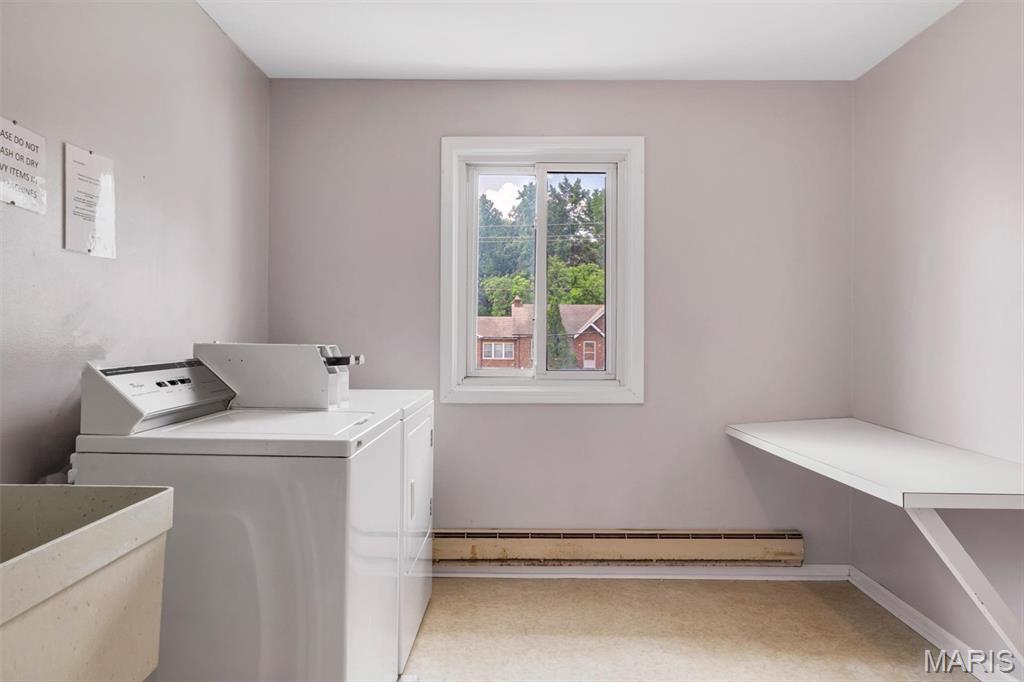 Chateau De Ville Condo Sec - Residential