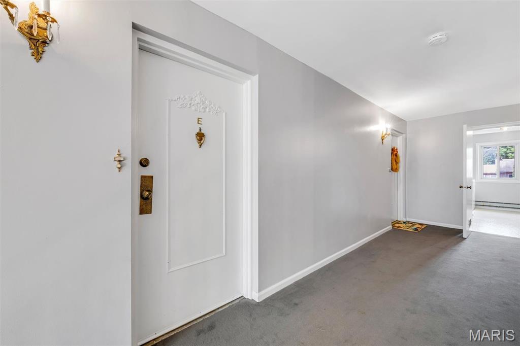 Chateau De Ville Condo Sec - Residential