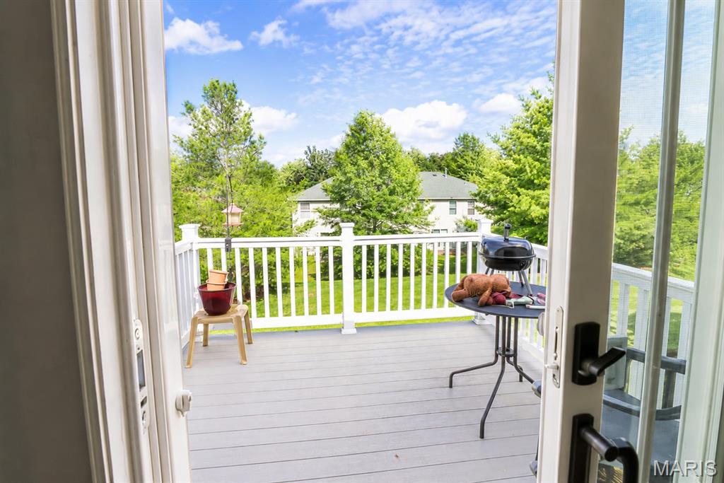 Oakview Villas & Arlington Condos - Residential