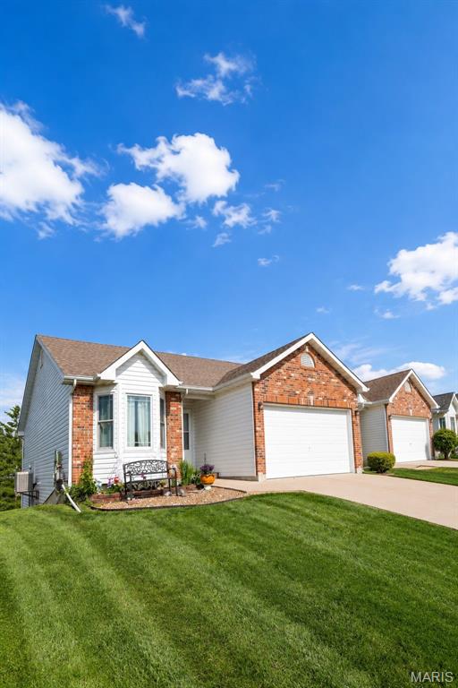 Oakview Villas & Arlington Condos - Residential
