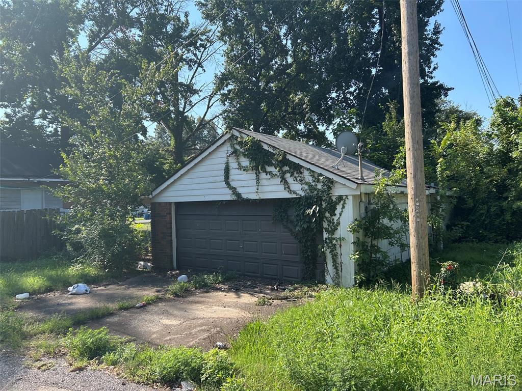 Attention investors and rehabbers! This property is ready for someone to bring it back to life. Being sold as-is and in need of rehab, it offers a great opportunity for a flip, rental, or investment project. Bring your vision and take a look at the possibilities!
