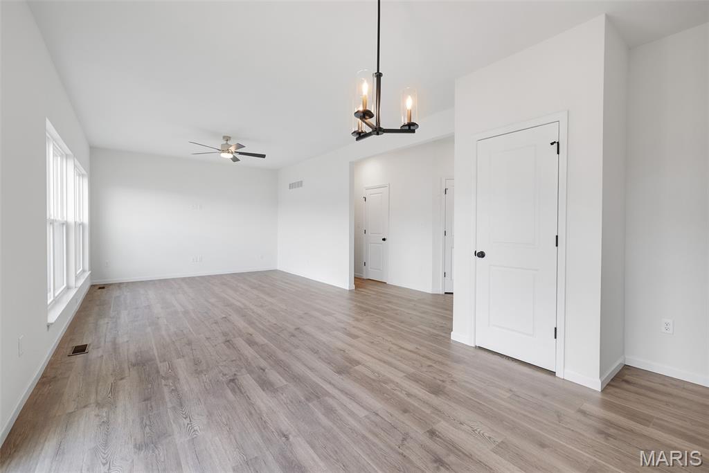 Fox Run 120 - Residential