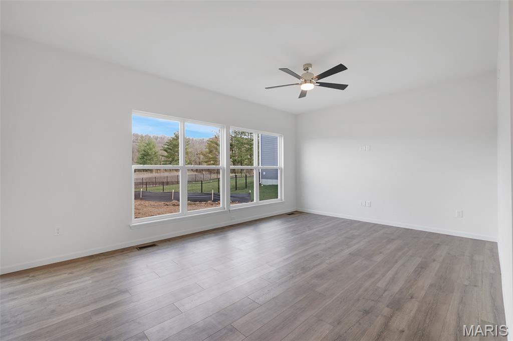 Fox Run 120 - Residential