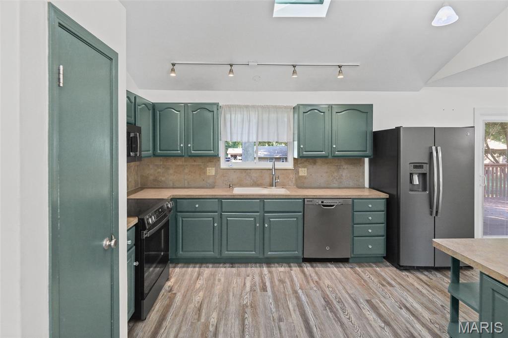 Sunset Terrace 5th Add - Residential