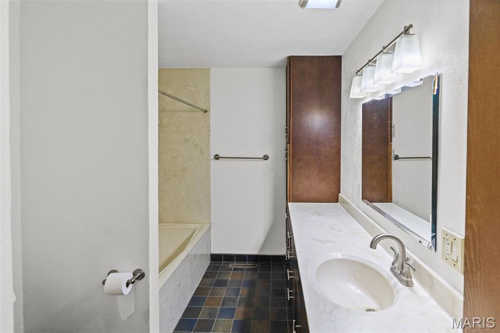 Sunset Terrace 5th Add - Residential