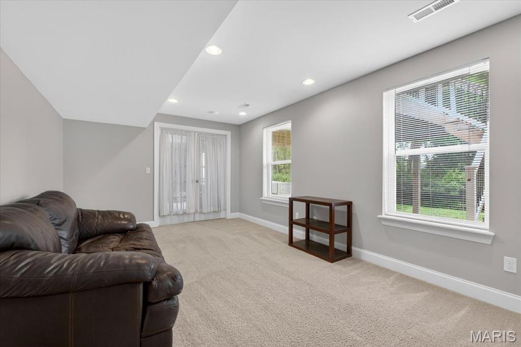 Estates At Hallmark Place - Residential