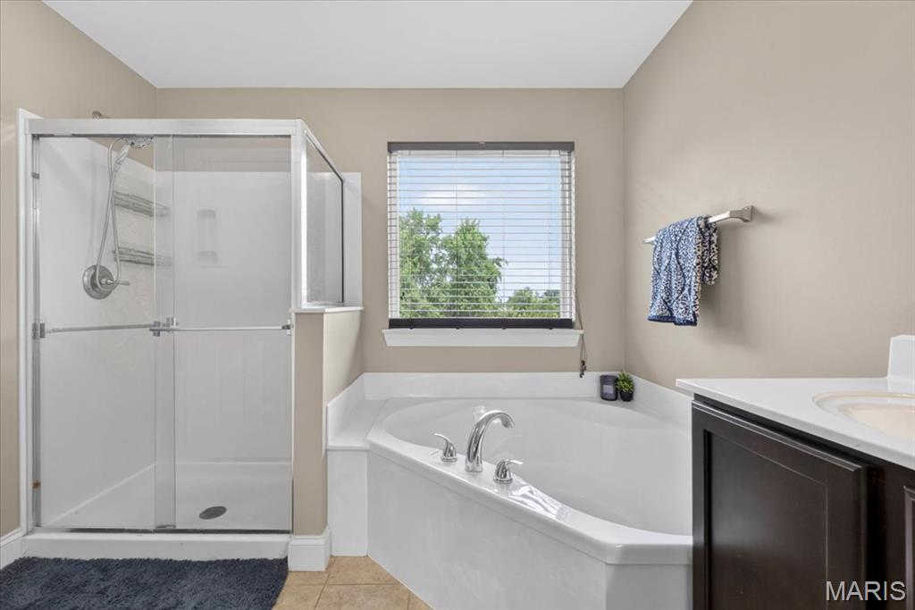 Estates At Hallmark Place - Residential