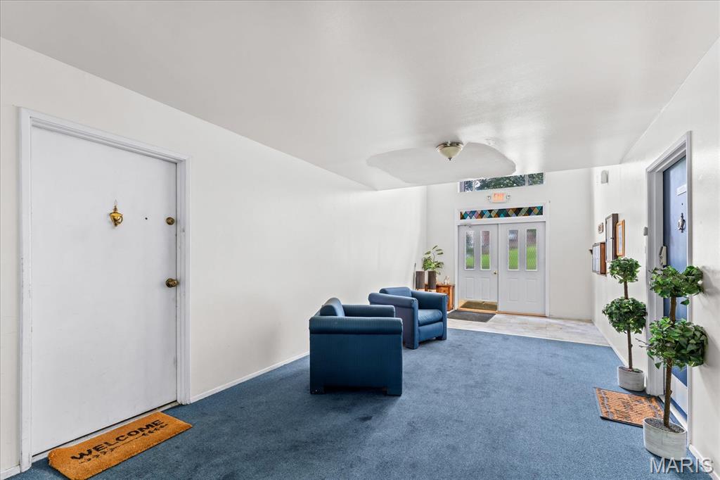 Carroll Wood Hill Condominium - Residential