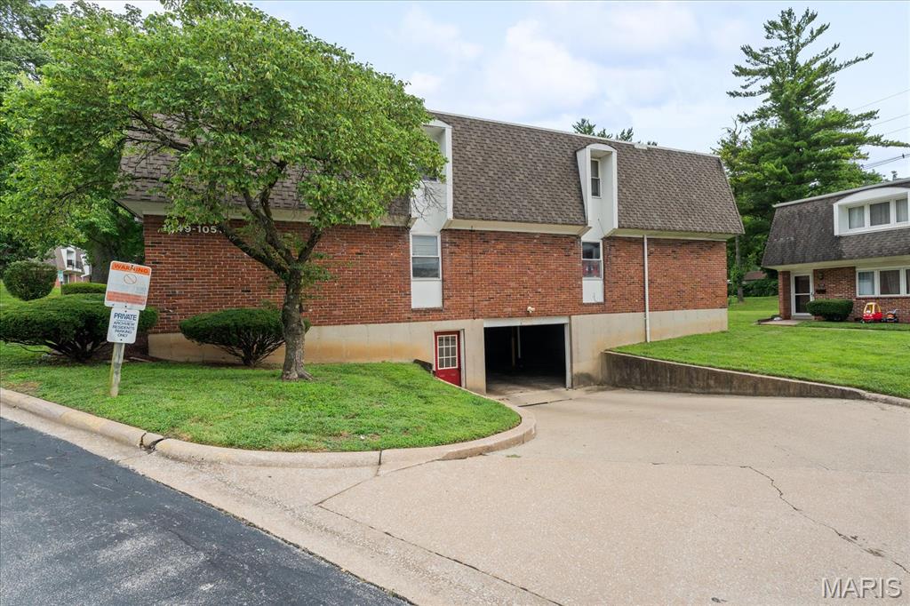 Carroll Wood Hill Condominium - Residential